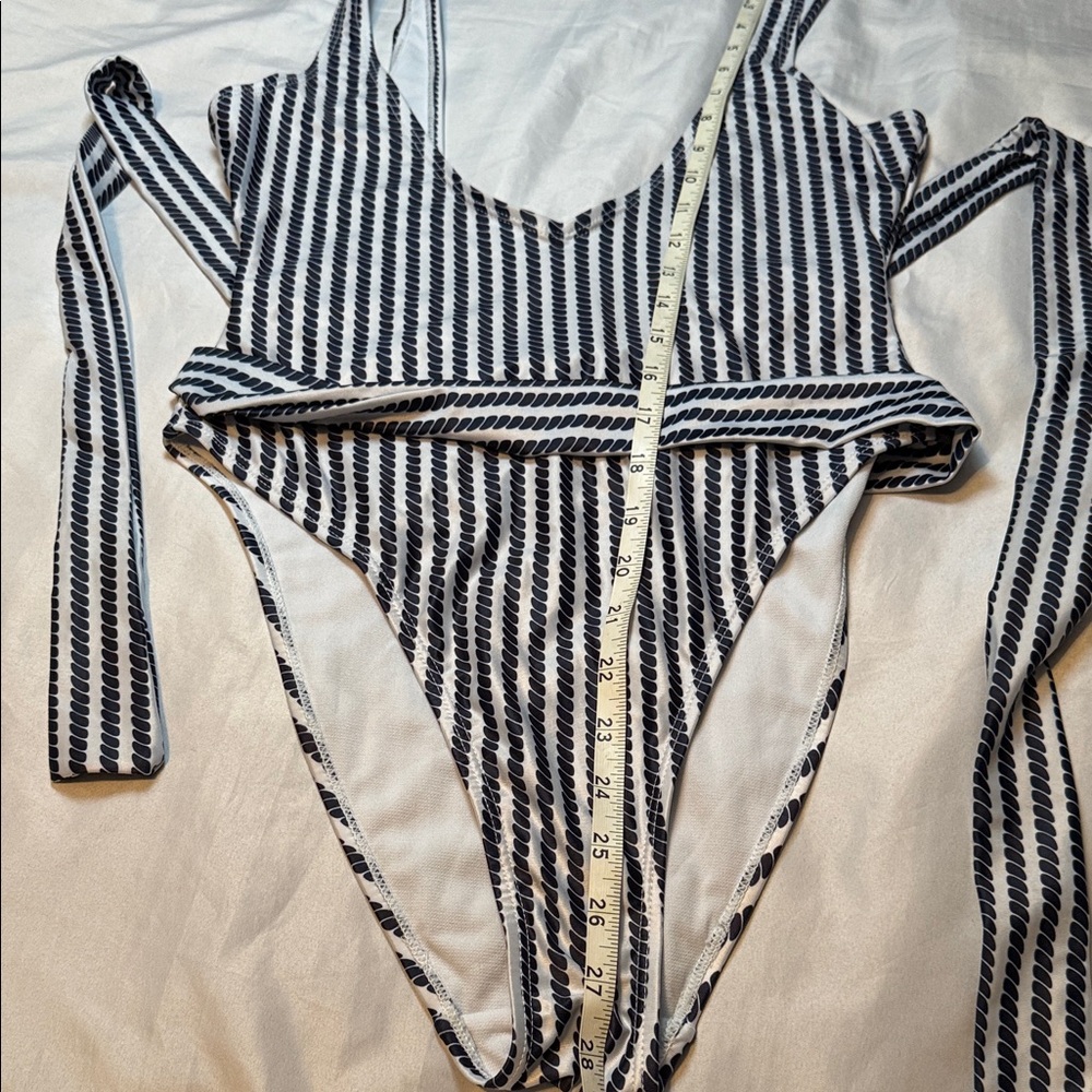 Boohoo Navy and White Kids One Piece - Picture 4 of 7